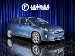 Ford Fiesta Automată 125 HP Benzină