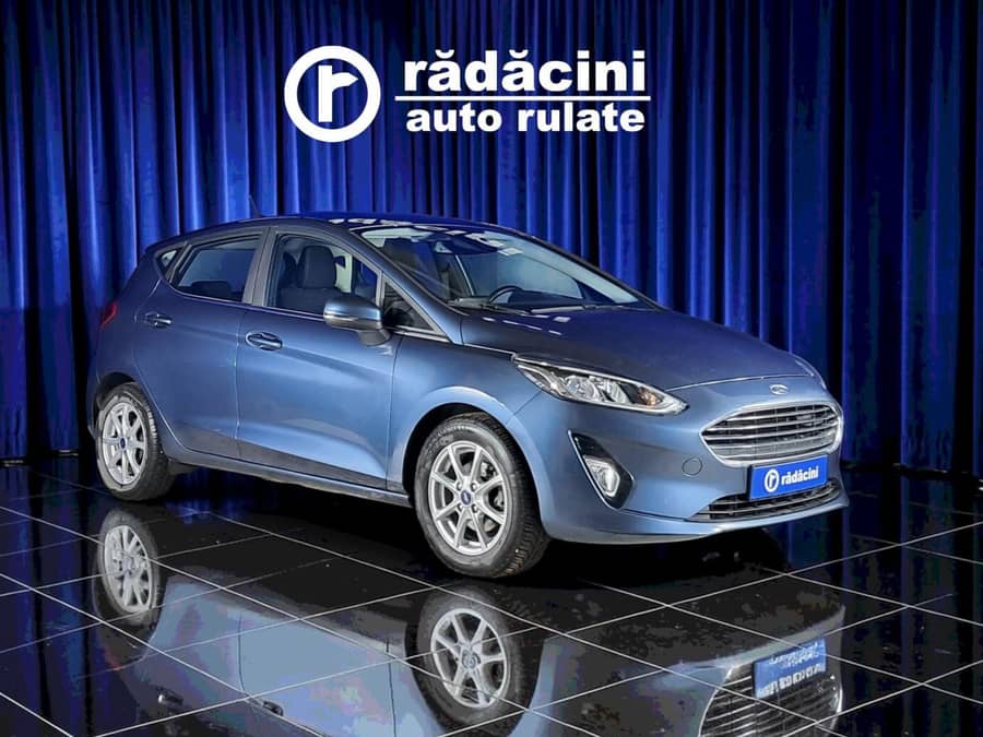 Ford Fiesta Automată 125 HP Benzină — fotografie 1 din 7