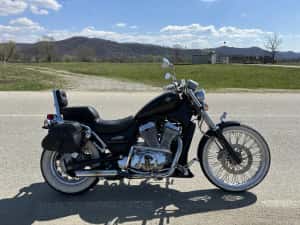 Suzuki intruder VS 600  (nu honda , harley , kawasaki ,yamaha ) — miniatura 2