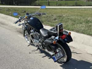 Suzuki intruder VS 600  (nu honda , harley , kawasaki ,yamaha ) — miniatura 5