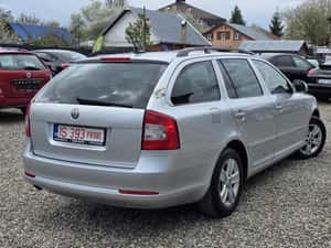 Skoda Octavia 1.6 TDI – simplă, spațioasă și gata de muncă — miniatura 2