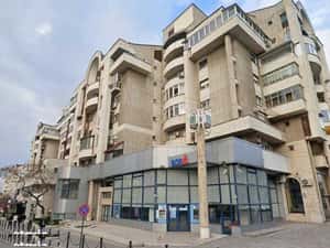 Inchiriez Apartament 3 camere Universitate — miniatura 3