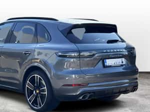 Porsche Cayenne Turbo Automată 550 HP Benzină — miniatura 6