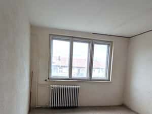 Apartament 2 camere 52 mp – centru Mihail Kogălniceanu, ideal renovare