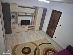 Apartament 2 cam m19.