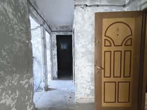 Apartament 3 camere dec. zona Anda, etaj 1, gaze, Profi/Kaufland. — miniatura 4
