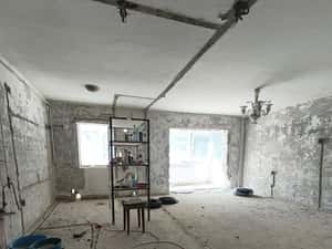 Apartament 3 camere dec. zona Anda, etaj 1, gaze, Profi/Kaufland. — miniatura 5