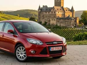 Ford Focus Titanium 1,6 Benzina 150Cp 157000km EUR 5