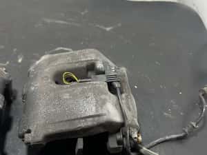 Etrier frana dreapta fata Mercedes ML W164 3.0 diesel V6 — miniatura 6