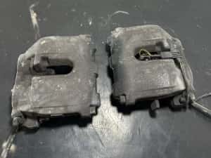 Etrier frana dreapta fata Mercedes ML W164 3.0 diesel V6 — miniatura 9