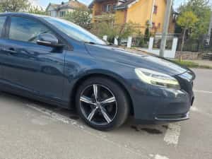 Volvo V40 2.0 D2 * An 2017* Euro 6 * Cutie Manuala — miniatura 3