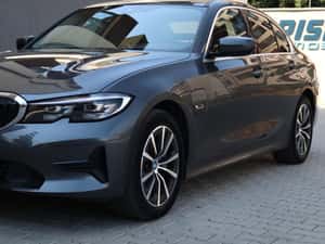 BMW Seria 3 Touring 330e Advantage – Combi Plug-In Hybrid Automat