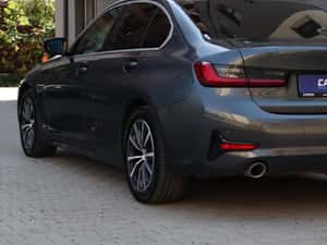 BMW Seria 3 Touring 330e Advantage – Combi Plug-In Hybrid Automat — miniatura 3