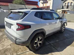 Dacia Duster 2025 GPL fabrica avariat — miniatura 7
