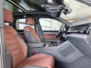 Volkswagen Touareg 2019 SUV Diesel Second-hand — miniatura 2
