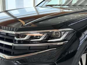 Volkswagen Touareg 2019 SUV Diesel Second-hand — miniatura 5