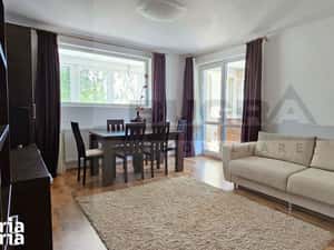 Apartament de 2 camere, decomandat, 73mp, parcare, zona Trifoiului — miniatura 3