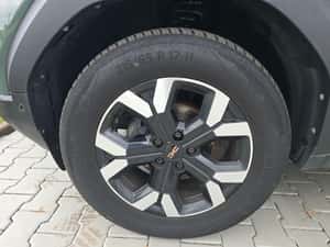Dacia Duster 2024, 22.700 EUR, SUV Second Hand — miniatura 5
