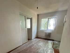 Apartament 2 camere Tătărași, fără risc, etaj 2 — miniatura 2