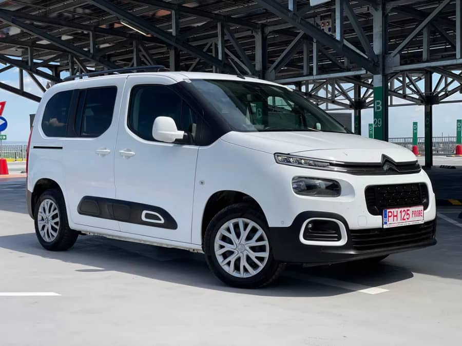 Citroen Berlingo BlueHDI 2020 / 1.5DIESEL / 5 LOCURI /GARANTIE 1 AN — fotografie 1 din 10