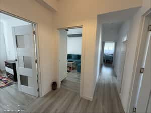 Proprietar vand ap 3 camere decomandat cf 1 Rahova Salaj Sebastian — miniatura 3