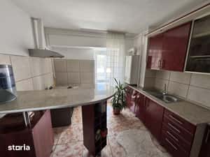 Vând apartament 3 camerea Zona Mihai Eminescu!Direct de la proprietar — miniatura 4