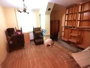 Apartament 3 camere decomandat, sud-est, Zona Scoala 10, Precista — miniatura 4