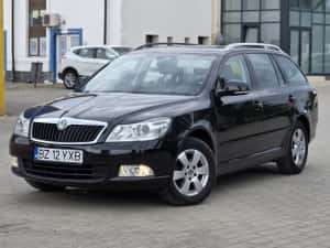 Skoda octavia benzina an 2012 — miniatura 2