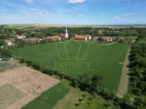 Teren de 1.6ha ideal pentru dezvoltare rezidentiala sau proiect turistic — miniatura 5