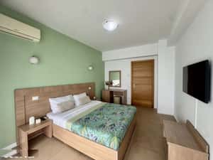 Inchiriez ap. 2 camere in Mamaia Zona Cazino - bloc Tudors Residence — miniatura 3