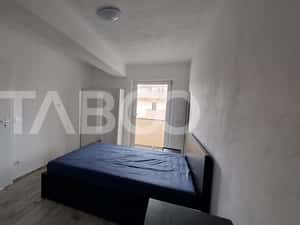 Apartament de inchiriat 3 camere 2 balcoane bloc cu lift Sibiu — miniatura 5