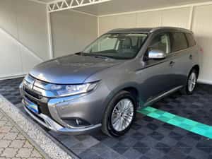 Mitsubishi Outlander Hibrid 2019 - 12 luni garanție — miniatura 3