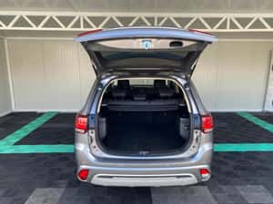 Mitsubishi Outlander Hibrid 2019 - 12 luni garanție — miniatura 7