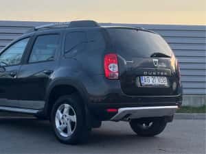 Dacia Duster 1.6 benzina + gpl — miniatura 3
