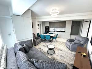 Apartament modern 4 camere cu parcare acoperită | Tătărași Iași — miniatura 3