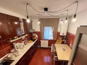 Apartament 3 camere Mircea cel bătrân de vânzare