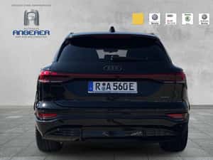 Audi Q6 e-tron SUV Second-hand - 8.900 km - 72.615 EUR — miniatura 5