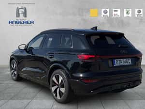 Audi Q6 e-tron SUV Second-hand - 8.900 km - 72.615 EUR — miniatura 6