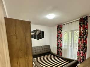 Apartament cu 2 camere, loc de parcare, mobilat/utilat — miniatura 2