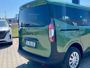 Ford Tourneo Courier 125 HP Benzină 12.822 km - 2024 — miniatura 4