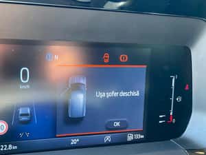 Ford Tourneo Courier 125 HP Benzină 12.822 km - 2024 — miniatura 6