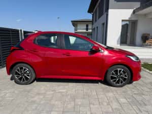 Toyota Yaris Hybrid STYLE 2022 / Full LED / Camera / Impecabila / Istoric Reprezentanta — miniatura 3