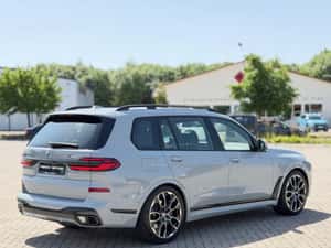 BMW X7 SUV second-hand, 19.980 km, 99.606 EUR — miniatura 5