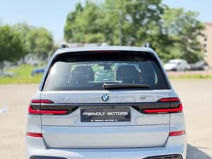 BMW X7 SUV second-hand, 19.980 km, 99.606 EUR — miniatura 6