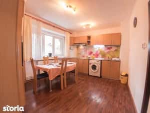 PF vand ap. 3 camere, decomandat, 5 min de Iulius mall, str. Dorobanti — miniatura 2