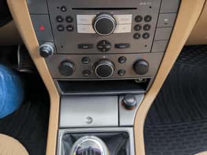 Opel Vectra Manuală 140 HP Benzină — miniatura 5