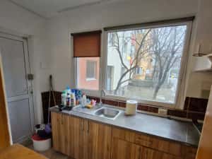 3 cam decomandat centrala proprie 2 bai zona Soarelui — miniatura 9