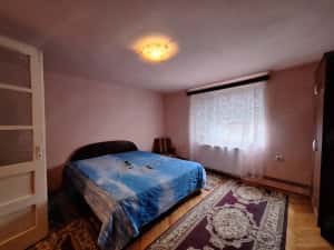 Casa individuala in oras. Teren generos. — miniatura 6