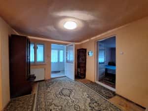 Casa individuala in oras. Teren generos. — miniatura 7