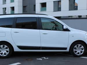 Dacia Lodgy AMBIANCE Manuală 89 HP Diesel — miniatura 4